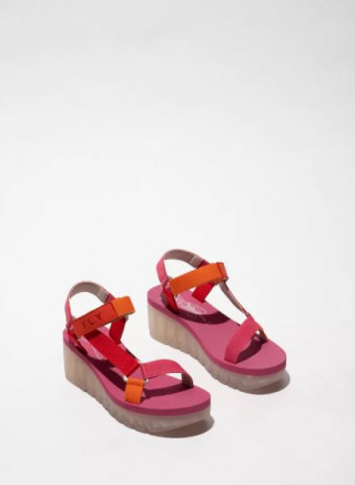 SANDALE 
