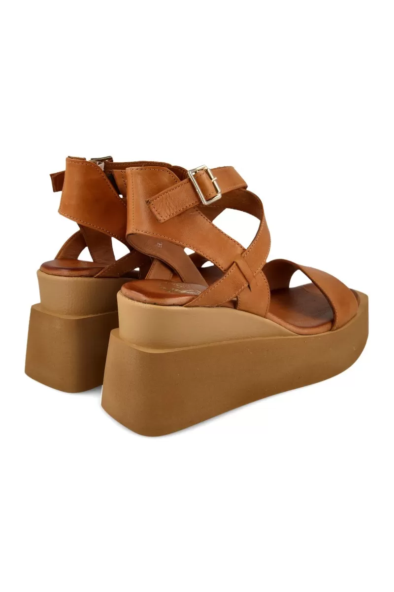 SANDALE 